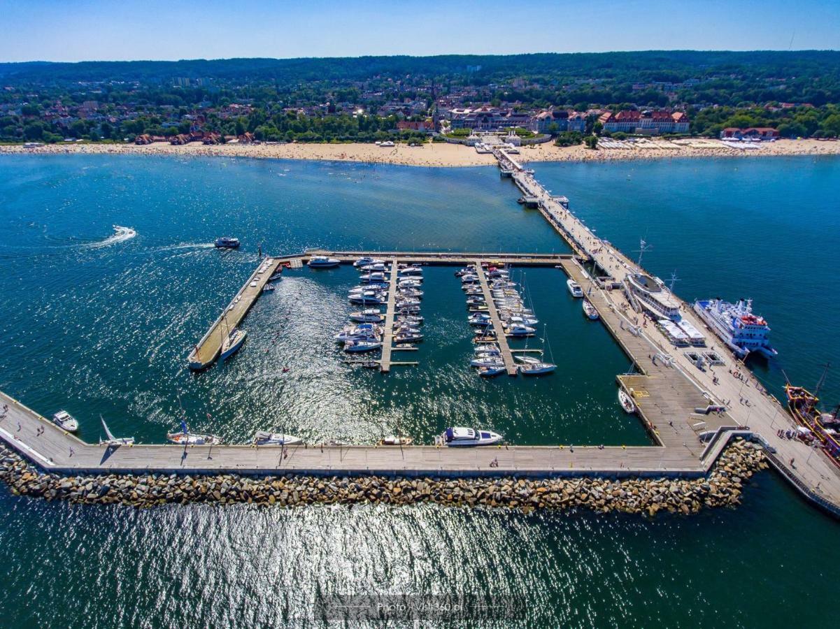 Aquarius - Hampton Apartments Sopot Bagian luar foto